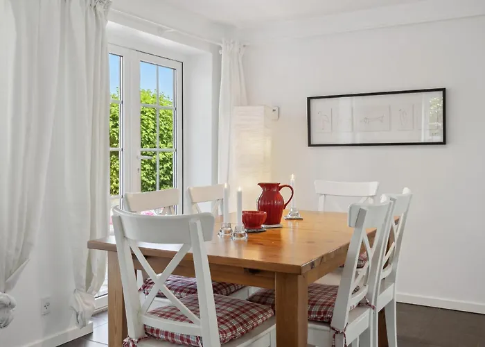Three-bedroom In Sydals Kongshoved