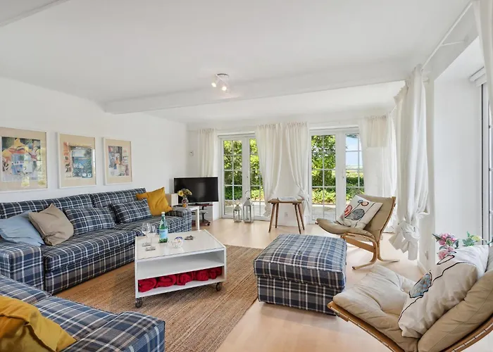 Three-bedroom In Sydals * Kongshoved